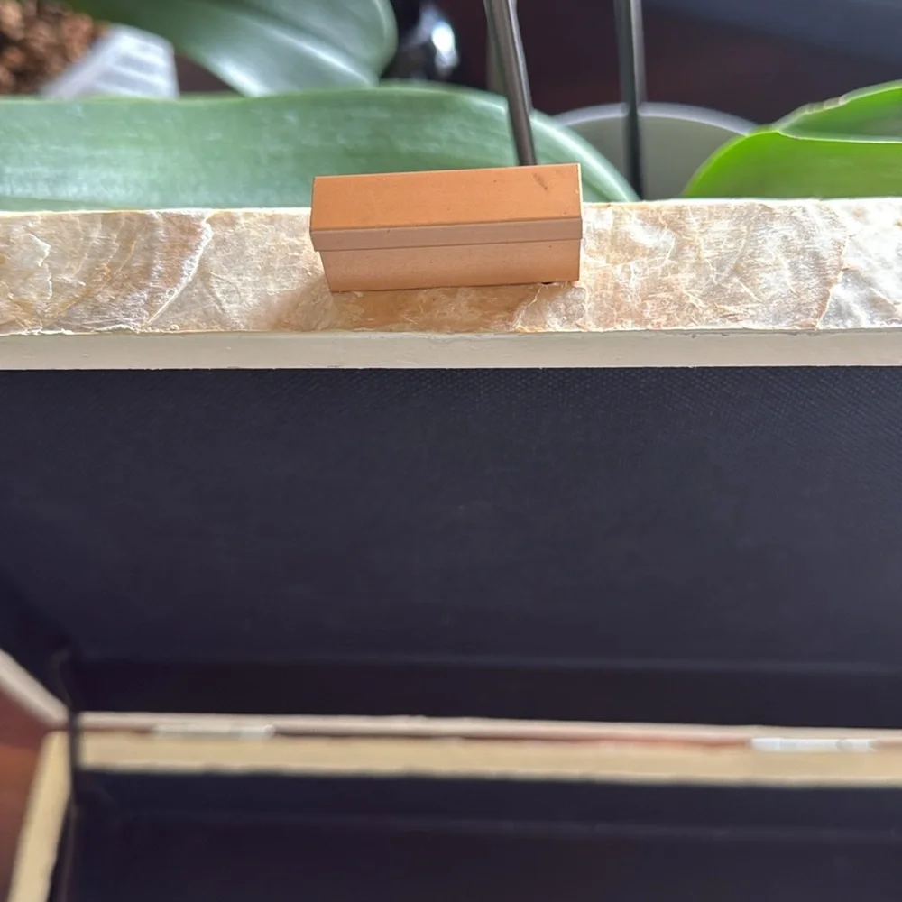 Elegant Capiz shell hinged and lined Storage Box NWT